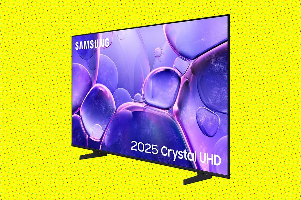 The 43-inch Samsung U8000F is available for €329